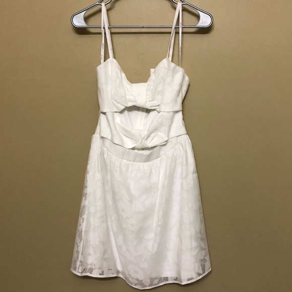 NWT Ali & Jay White Cutout Mini Dress Size Medium - Picture 4 of 8